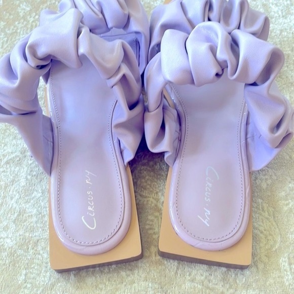 Brand New Circus by Sam Edelman Iggy Ruched Slide Sandals Ruffles Light Purple - Picture 9 of 12